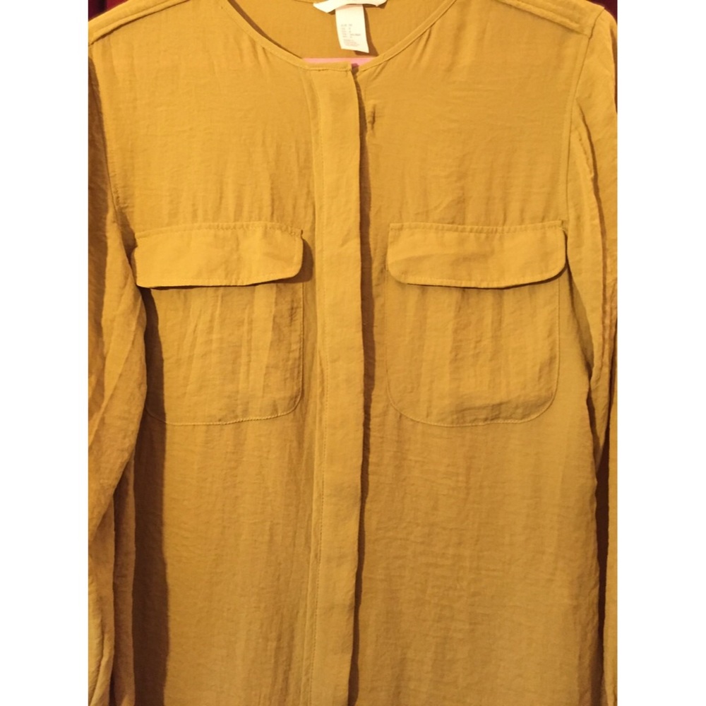 Daily blouse🌱❣️ - Picture 3 of 6